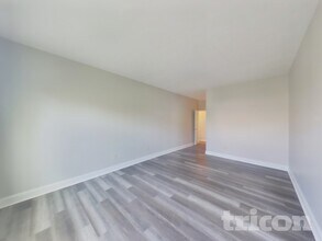 2690 Kilmurray Dr in Brownsburg, IN - Foto de edificio - Building Photo