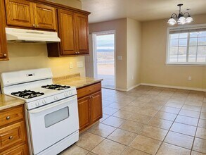 61559 Desert Air Rd in Joshua Tree, CA - Building Photo - Building Photo