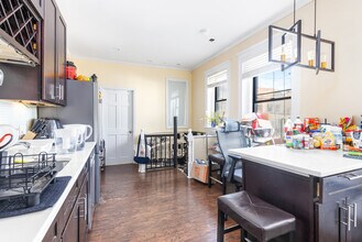 19 Royal St, Unit 1 in Boston, MA - Building Photo - Building Photo