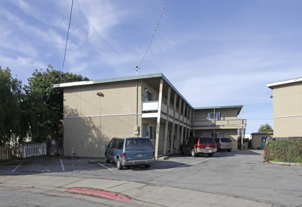 1131-1137 Carson St in Seaside, CA - Building Photo