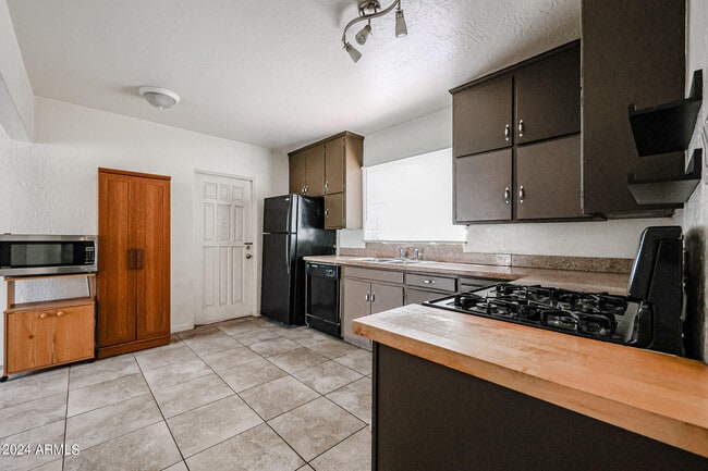 1412 E Hubbell St in Phoenix, AZ - Building Photo - Building Photo