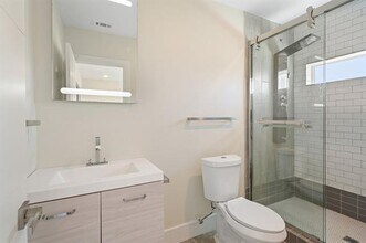 4625 Virginia Ave in Dallas, TX - Building Photo - Building Photo