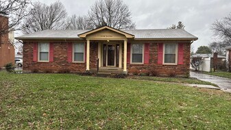 7505 Tempsclair Rd in Louisville, KY - Building Photo