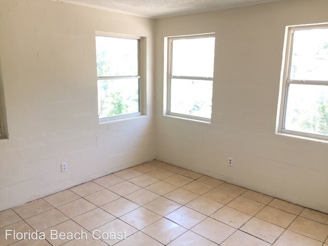 543 Division St in Daytona Beach, FL - Building Photo - Building Photo