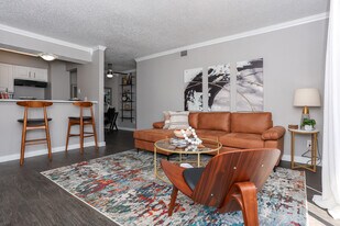 McCallum Highlands in Dallas, TX - Building Photo