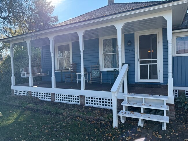 property at 104 S 1st St