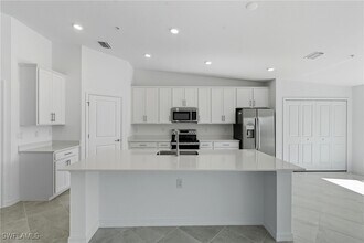15155 Bluffton Ln in Punta Gorda, FL - Foto de edificio - Building Photo