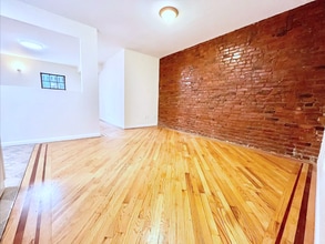 32 Greene Ave, Unit 1 in Brooklyn, NY - Building Photo - Building Photo