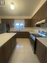 1108 Skyridge Blvd in Pickering, ON - Building Photo - Building Photo