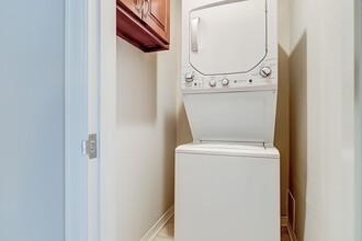 611 Hawthorne St in Houston, TX - Building Photo - Building Photo