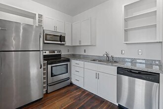 1225 4th Ave S in Nashville, TN - Building Photo - Building Photo