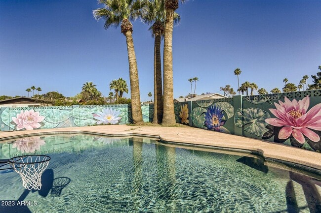 property at 1991 E Carson Dr