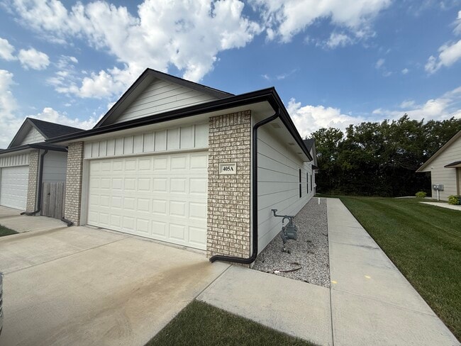 property at 405 SE 14th St