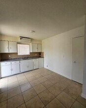 3833 Mt Pleasant St in Houston, TX - Building Photo - Building Photo