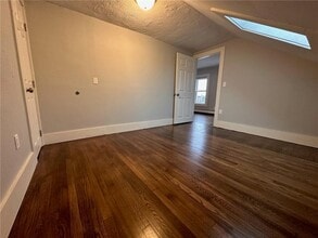 30 Hawthorne St in Providence, RI - Building Photo - Building Photo