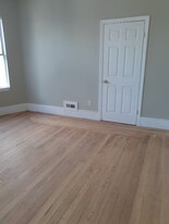 11 Chauncey St in Dedham, MA - Building Photo