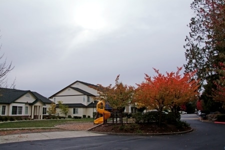 Lincoln Way Apartments in Lynnwood, WA - Foto de edificio