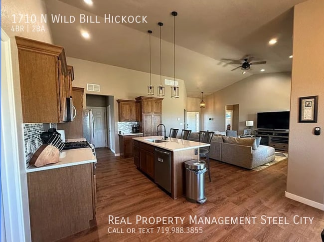 1710 N Wild Bill Hickock Dr in Pueblo West, CO - Building Photo - Building Photo