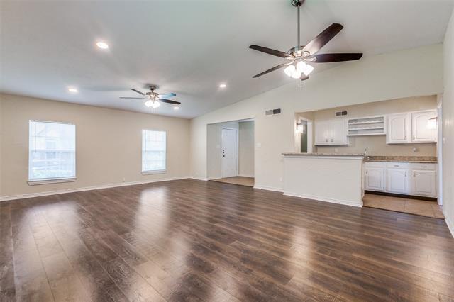 8117 Kensington Dr in Rowlett, TX - Building Photo - Building Photo