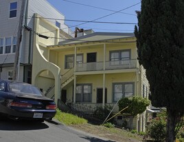 1313 Ceres St in Crockett, CA - Building Photo