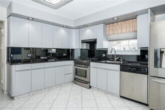 89 Ridgewood Ave in Yonkers, NY - Building Photo - Building Photo