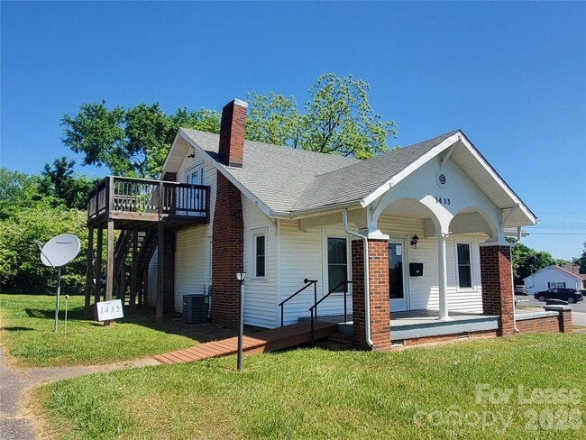 property at 1435 Davie Ave