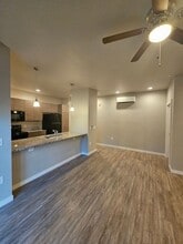 2985 N Meridian Rd in Meridian, ID - Foto de edificio - Building Photo
