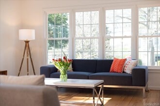 19 Sherwood Dr in Larchmont, NY - Building Photo - Building Photo