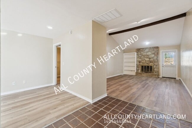 3209 Castle Rock Rd in Oklahoma City, OK - Building Photo - Building Photo