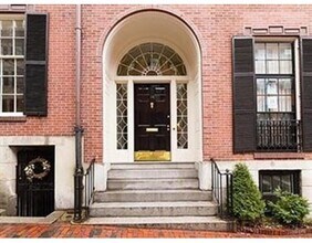 14 Chestnut St in Boston, MA - Building Photo - Building Photo