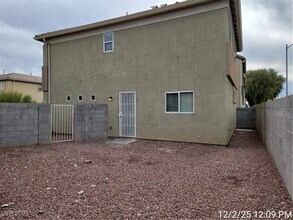 4195 Story Rock St in Las Vegas, NV - Foto de edificio - Building Photo