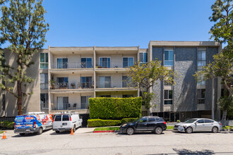 5625 Windsor Way in Culver City, CA - Building Photo - Building Photo