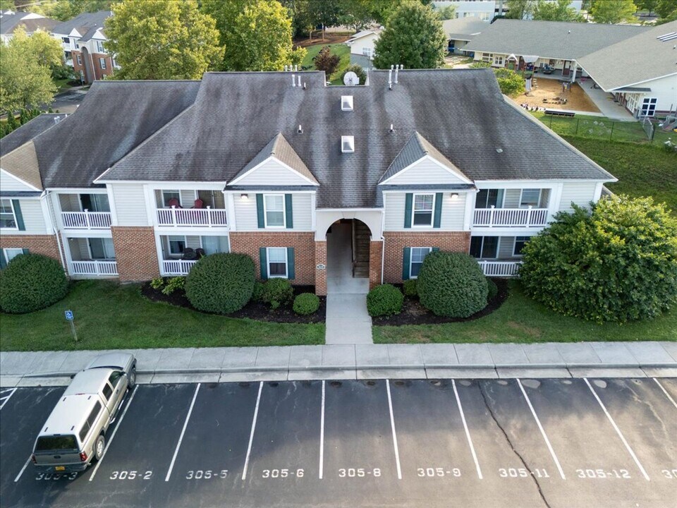 305 N Knollwood Dr in Blacksburg, VA - Building Photo