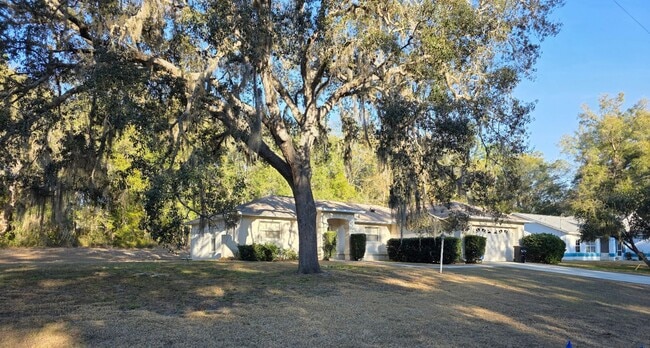 property at 8529 N Titleist Dr
