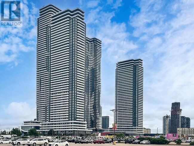 property at 225 Commerce St