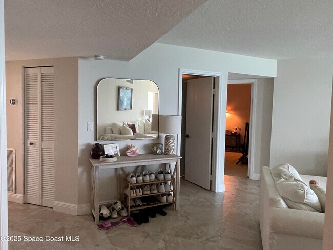 2225 Jimmy Buffett Mem Hwy in Indian Harbour Beach, FL - Building Photo - Building Photo