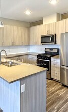 2374 S University Blvd in Denver, CO - Foto de edificio - Building Photo