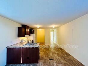 9765 Old Mill Rd in Navassa, NC - Building Photo - Building Photo