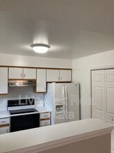 1560 Indiana Ave in Virginia Beach, VA - Foto de edificio - Building Photo