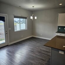 259 E 1500 N in Harrisville, UT - Foto de edificio - Building Photo