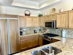 8270 N Hayden Rd in Scottsdale, AZ - Building Photo - Building Photo