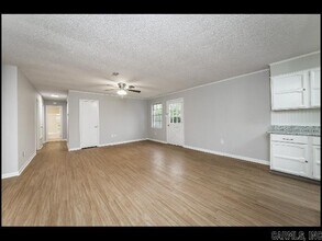 143 Oaklawn Dr in Conway, AR - Building Photo - Building Photo