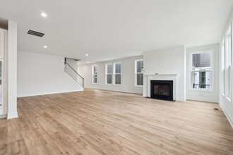 22980 Running Whisper Ct in Ashburn, VA - Building Photo - Building Photo