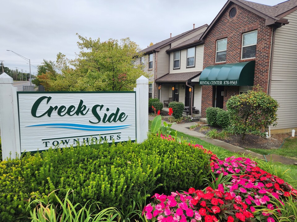 Creekside Townhomes in Columbus, OH - Building Photo