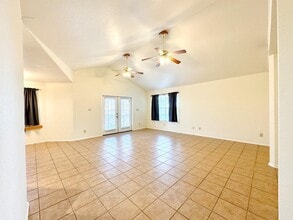 123 La Paloma Dr in Del Rio, TX - Building Photo - Building Photo