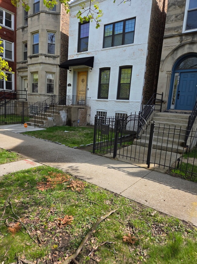 property at 6543 S Drexel Ave