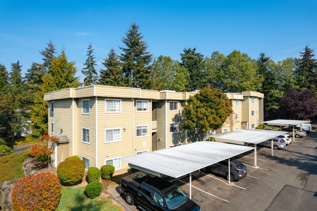 Village At Redondo Condominium in Federal Way, WA - Building Photo