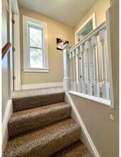 182 W Larkspur St in Munhall, PA - Building Photo - Building Photo