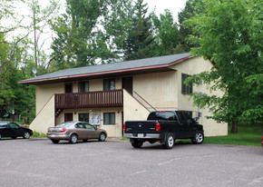 520-522 4th St N in Hudson, WI - Building Photo