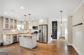 355 Deering Rd NW in Atlanta, GA - Building Photo - Building Photo